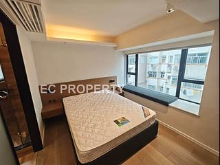 Wan Chai - 15, St. Francis Street 06
