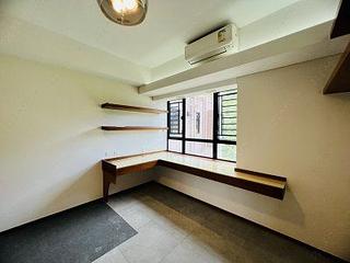Stubbs Road - Nicholson Tower Block B 09