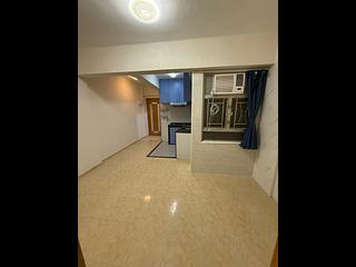 Mong Kok - Kwong Yuen Building 09