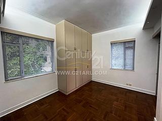 Mid Levels Central - Welsby Court 05