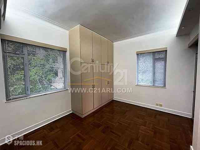 Mid Levels Central - Welsby Court 05