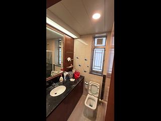 West Kowloon - Sorrento Phase 2 Block 1 09