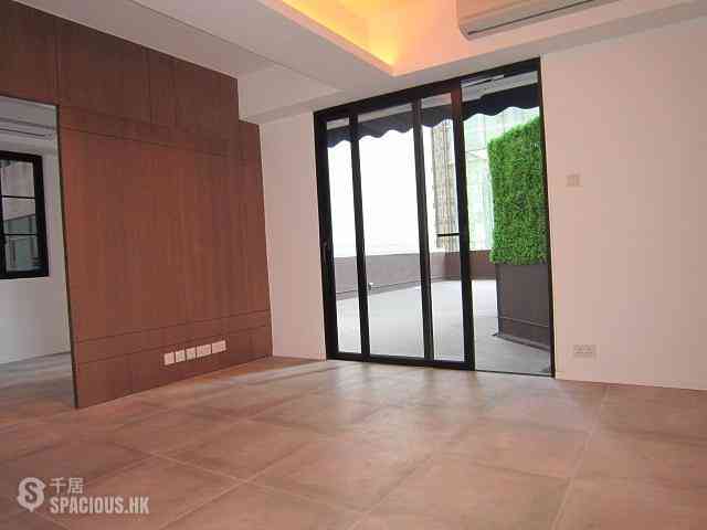 Wan Chai - Tung Hey Mansion (Building) 03