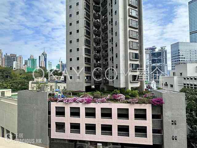 Mid Levels Central - Chenyu Court 01