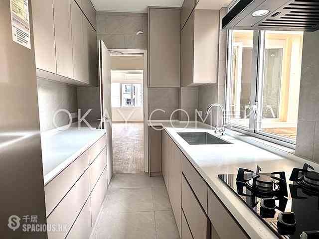 Mid Levels Central - Chenyu Court 04