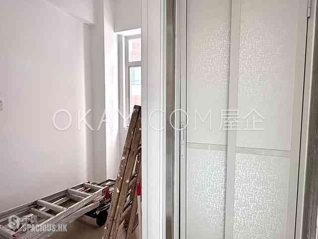 Mid Levels Central - Chenyu Court 06