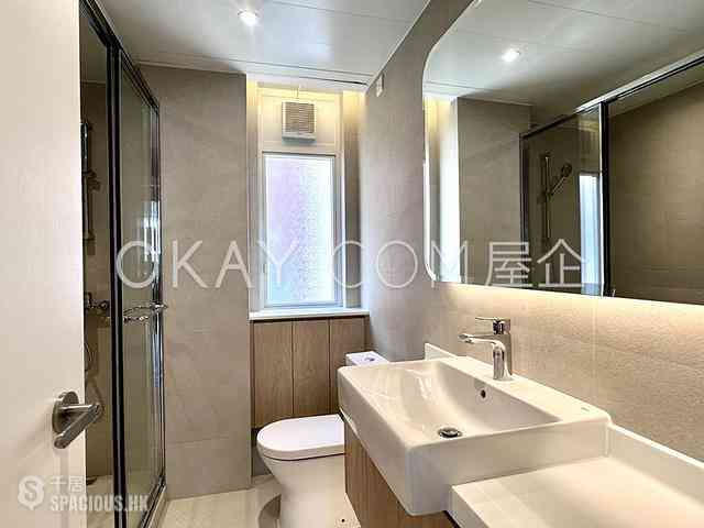 Mid Levels Central - Chenyu Court 09