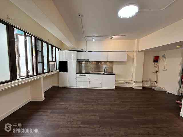 Sheung Wan - 4, Mercer Street 01