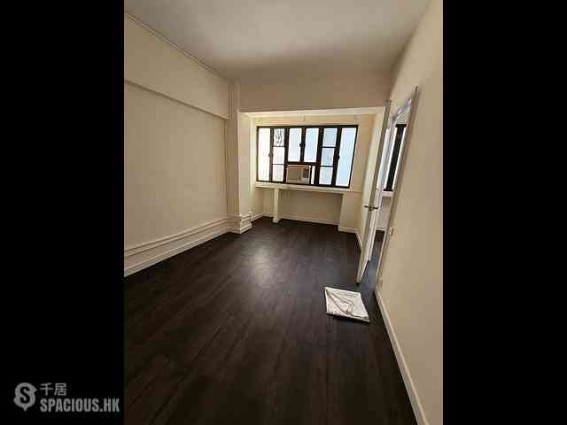 Sheung Wan - 4, Mercer Street 02