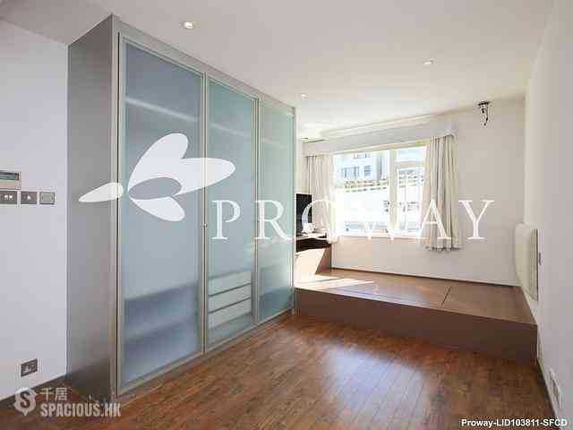 Clear Water Bay - Capital Villa 10