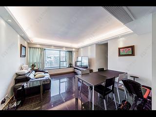 Wan Chai - Royal Court 06