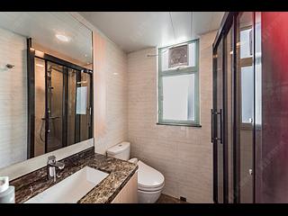 Wan Chai - Royal Court 14