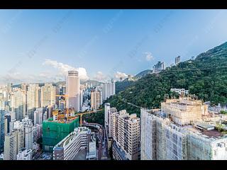 Wan Chai - Royal Court 18