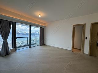 North Point - Victoria Harbour Phase 2B-3 Tower 1 03