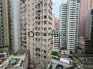 Mid Levels West - Sung Ling Mansion 09