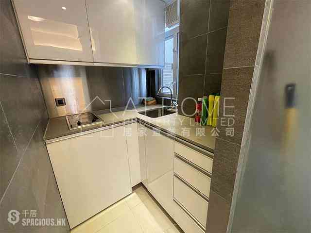 Sai Ying Pun - Highlight House 08