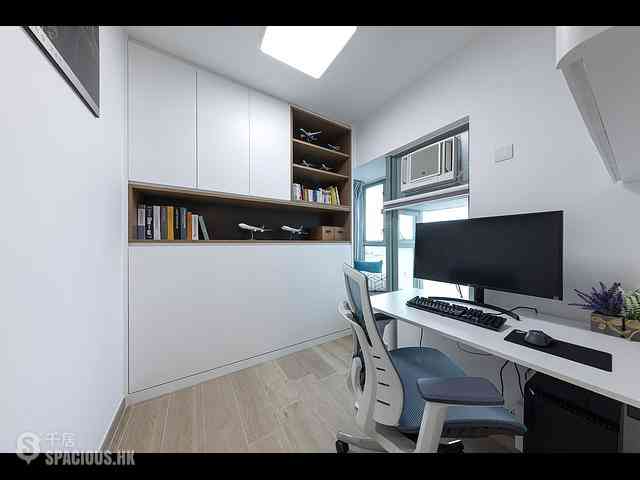Tung Chung - Seaview Crescent Block 2 09
