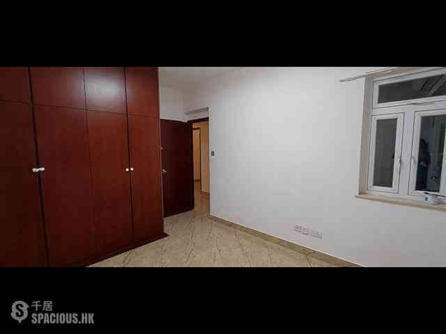 Braemar Hill - Coral Court 09
