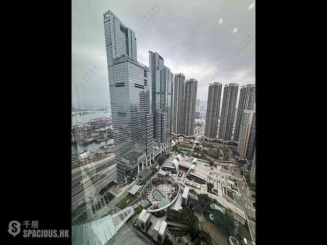 West Kowloon - The Harbourside Block 3 01