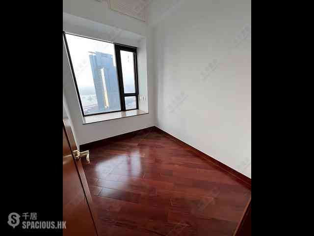 West Kowloon - The Arch Moon Tower (Block 2A) 09