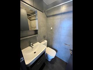Quarry Bay - King's View Court Block B 04