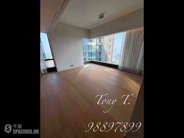 Mid Levels West - The Legacy Phase 1 Tower 2 05