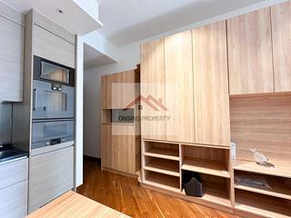Wan Chai - The Avenue Phase 2 Block 3 03