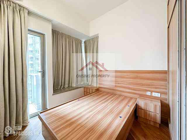 Wan Chai - The Avenue Phase 2 Block 3 04