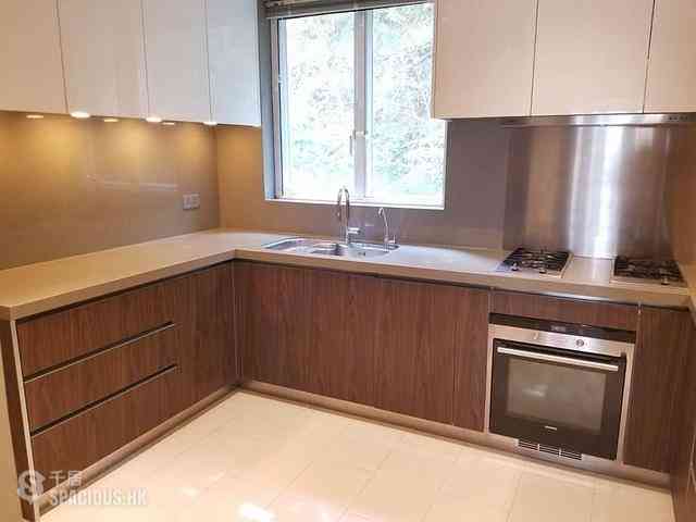 Yuen Long - Leon Court 05