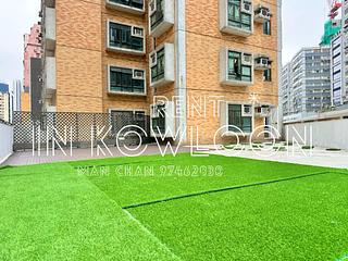 Tai Kok Tsui - Glory Royal Complex Centre Phase 2 Royal Building 10