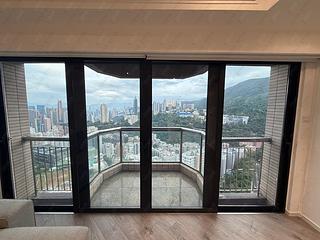Stubbs Road - Nicholson Tower 02