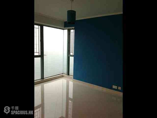 Hung Hom - Laguna Verde Phase 3 Costa Del Sol Block 15A 03