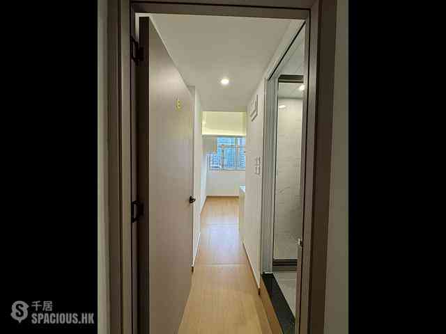 Mong Kok - Kin Wong Mansion 02