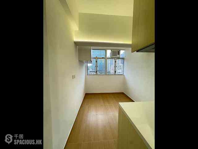 Mong Kok - Kin Wong Mansion 05