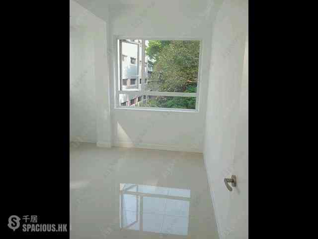 Sai Ying Pun - 25, Eastern Street 04