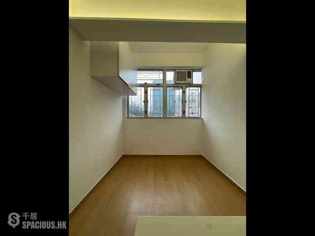 Mong Kok - Kin Wong Mansion 01