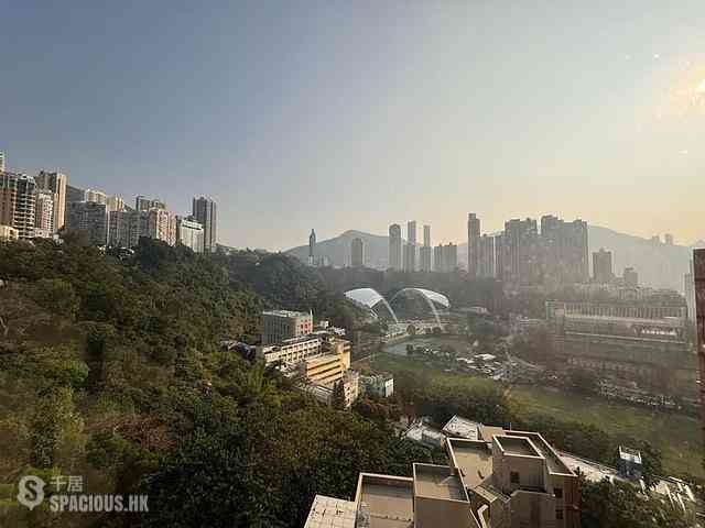 Causeway Bay - Fontana Gardens 01