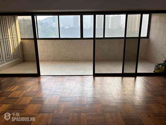 Causeway Bay - Fontana Gardens 03