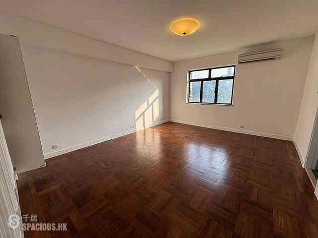Causeway Bay - Fontana Gardens 11