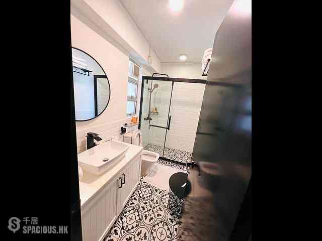 Sai Ying Pun - Siu On Building 07