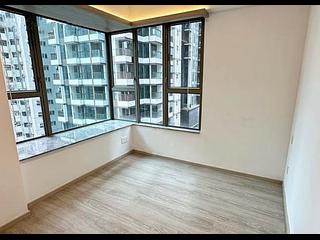 Mid Levels Central - Peach Blossom 05