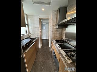 Fortress Hill - Harbour Glory Block 5 03