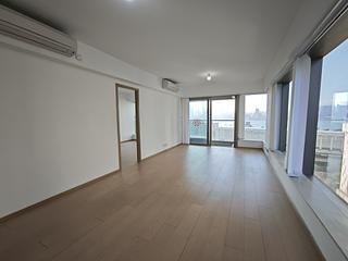 Fortress Hill - Harbour Glory Block 5 02