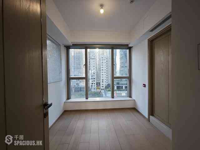 Fortress Hill - Harbour Glory Block 5 07