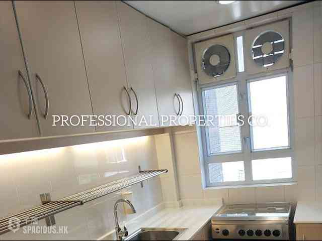 Mid Levels Central - Welsby Court 09