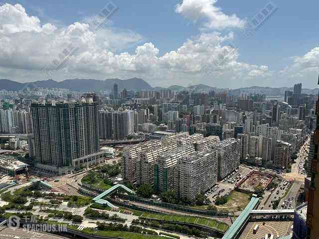 West Kowloon - Sorrento Phase 1 Block 3 08