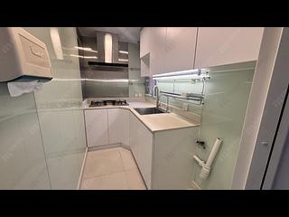 Sai Ying Pun - King Ming Mansion 03