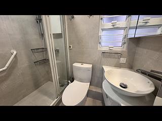 Sai Ying Pun - King Ming Mansion 04