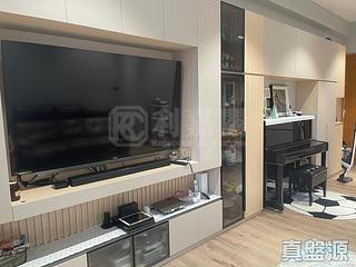 Tai Wai - Peak One Phase 1 Block 6 06