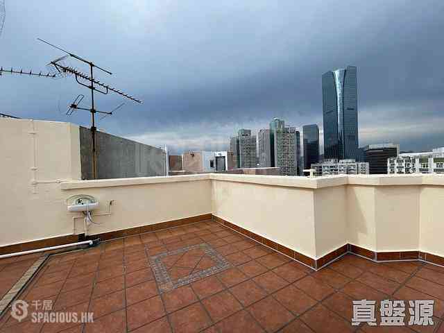 Quarry Bay - Mount Parker Lodge Block E 01